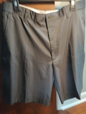 Falls Creek Men's Dark Grey Flat-Front Shorts